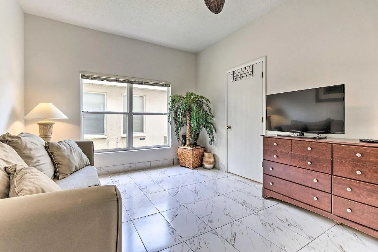 Spacious Home With Pool, 10 Mi To Disney! Davenport 0*,  United States